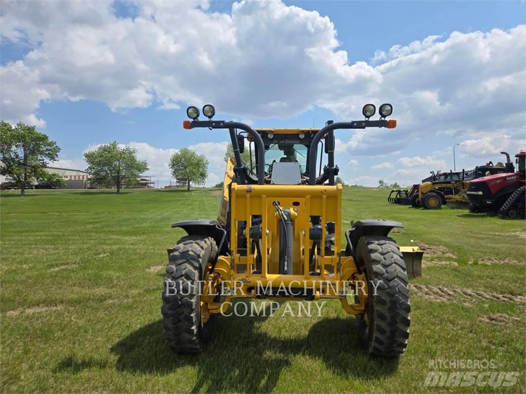 John Deere & CO. 770G معدات تمهيد الطرق
