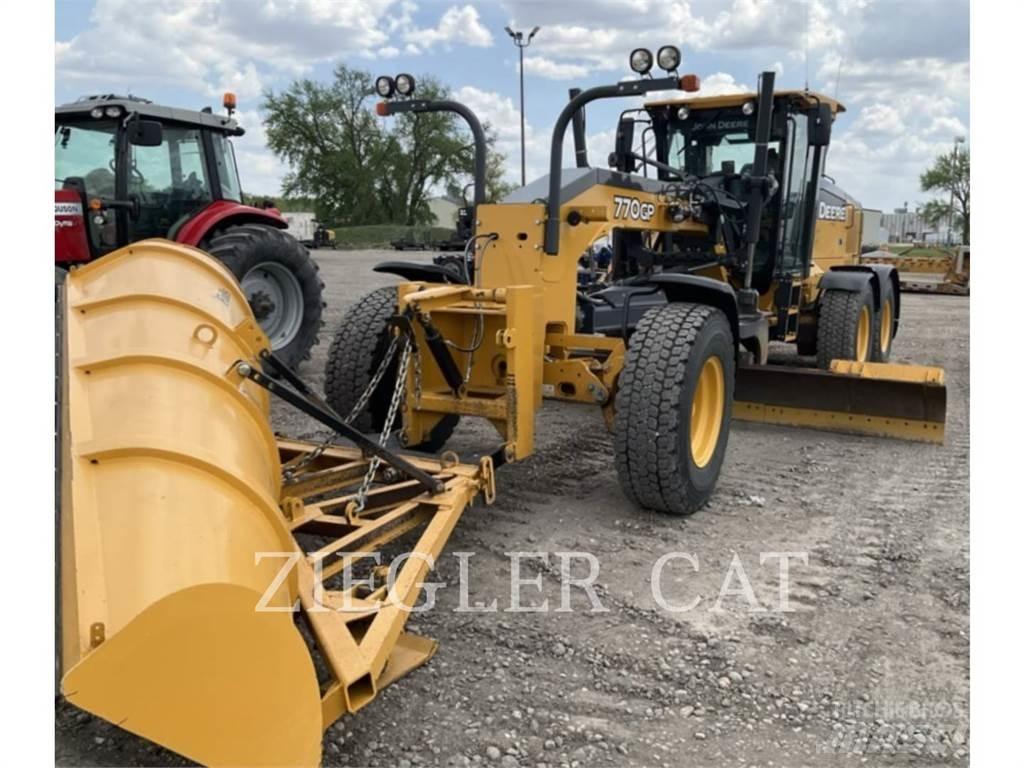 John Deere & CO. 770GP معدات تمهيد الطرق