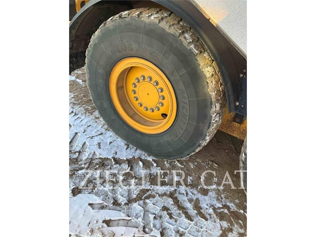 John Deere & CO. 772G معدات تمهيد الطرق
