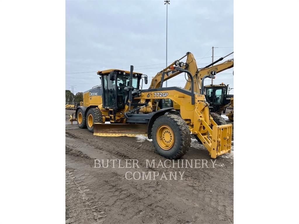 John Deere & CO. 772GP معدات تمهيد الطرق