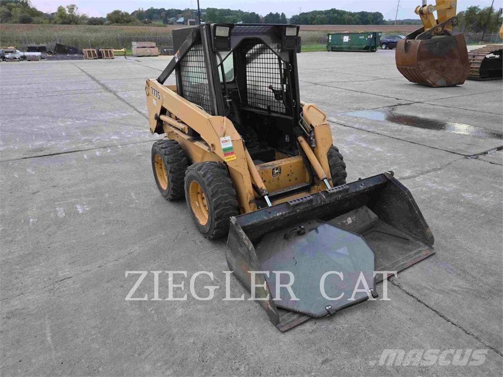 John Deere & CO. 7775 لوادر انزلاقية التوجيه