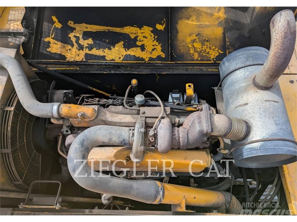 John Deere & CO. 790D حفارات زحافة