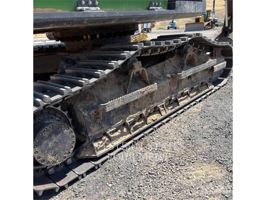 John Deere & CO. JD 3156G جرارات التحريج