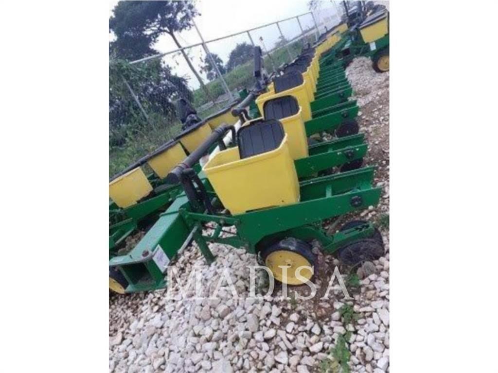 John Deere EMERGE حصادات