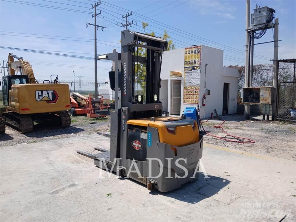 Jungheinrich EKS 314 شاحنات ذات رافعات شوكية تعمل بالكهرباء