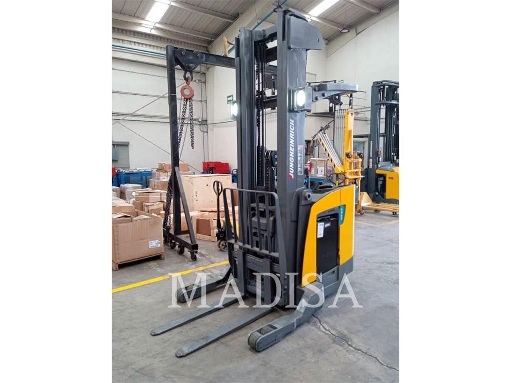 Jungheinrich ETR 235 شاحنات ذات رافعات شوكية تعمل بالكهرباء