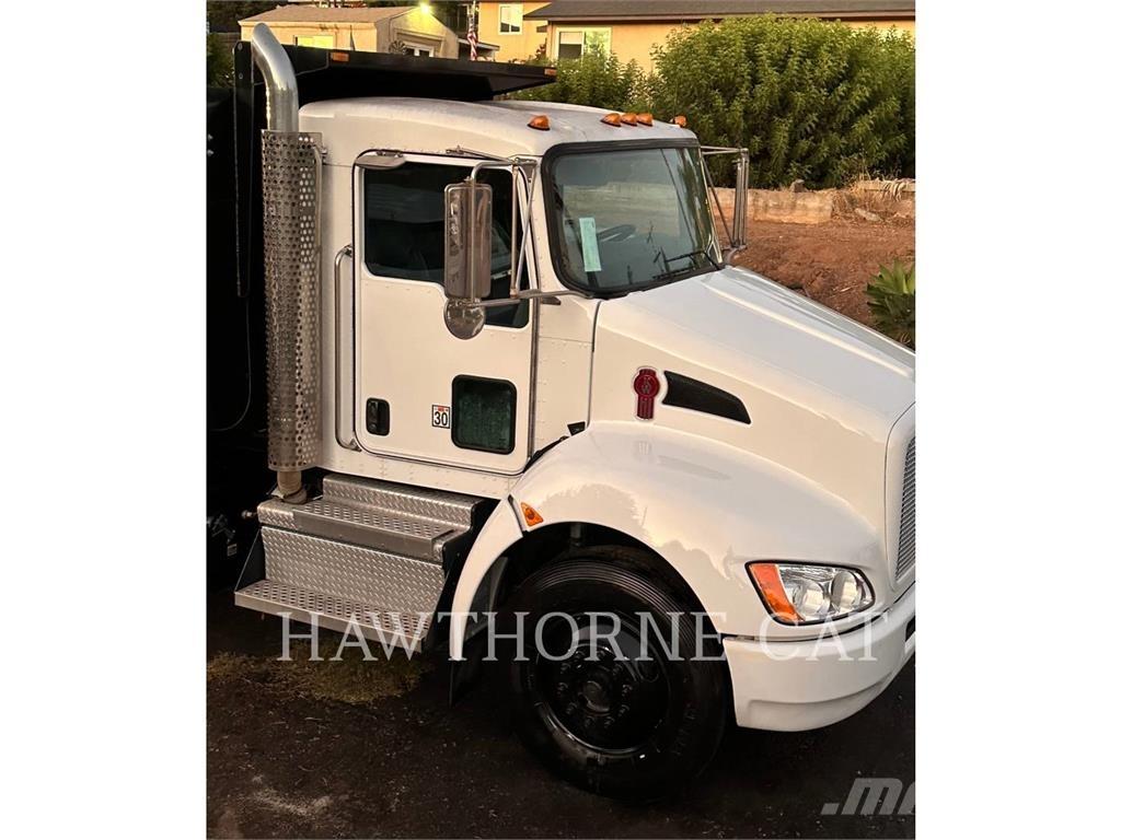 Kenworth DUMPTRUCK مقطورات أخرى