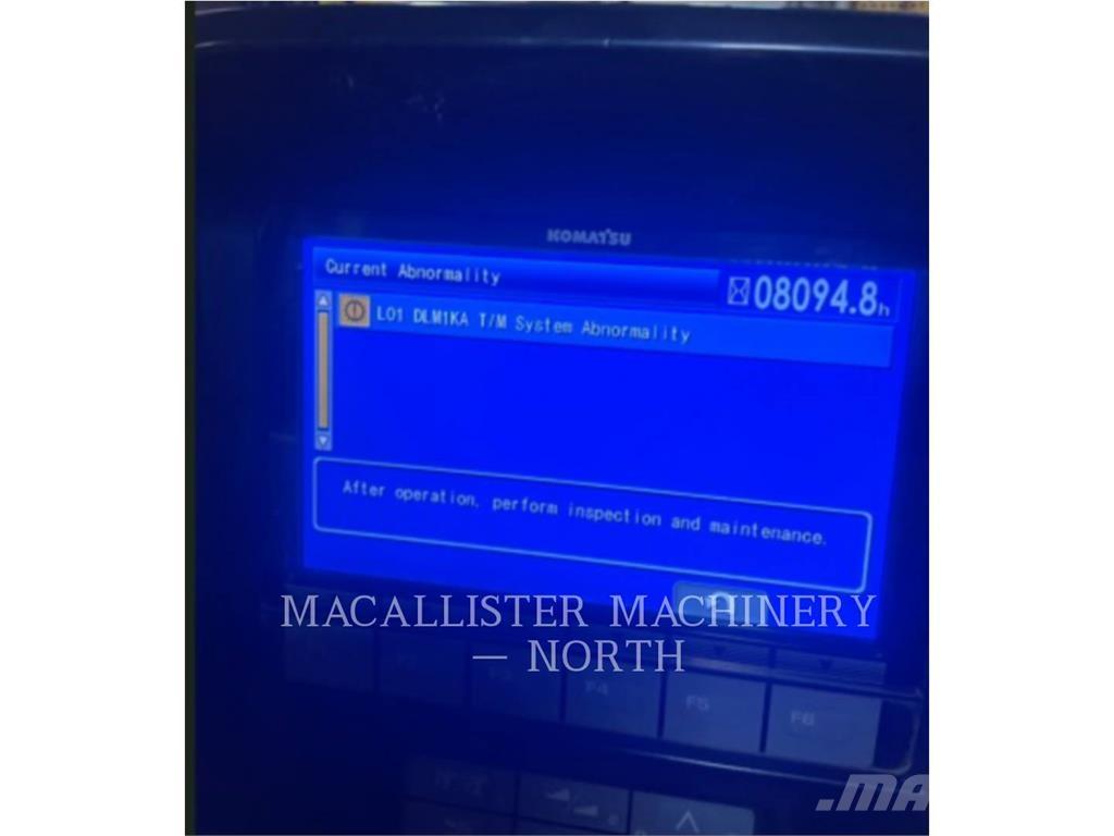 Komatsu D39EX-24 بلدوزرات مجنزرة