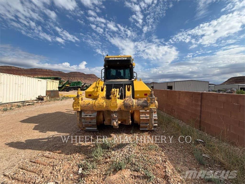Komatsu D71EXI-24 بلدوزرات مجنزرة
