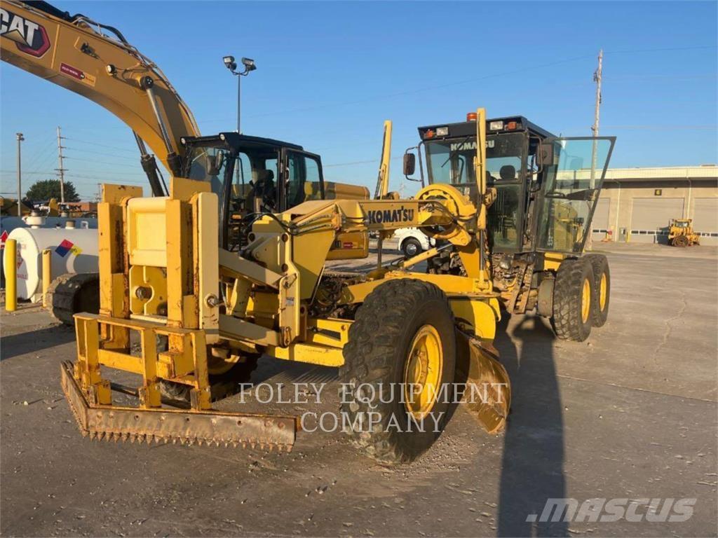 Komatsu GD655-3 معدات تمهيد الطرق