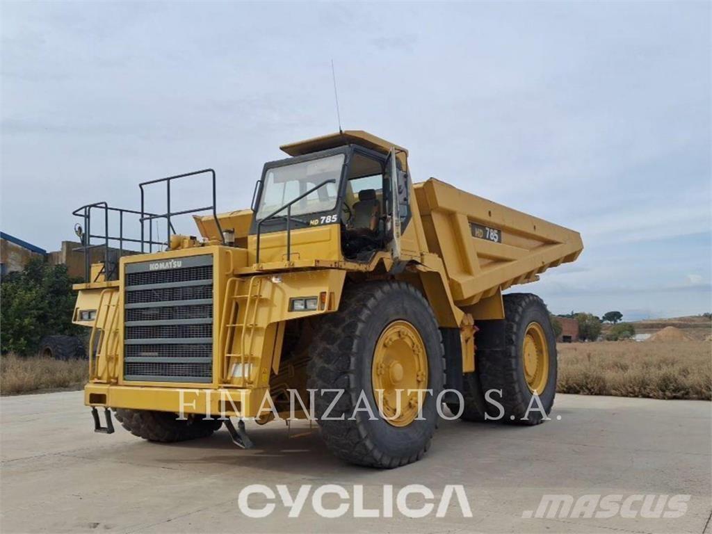 Komatsu HD785-5 ساحبات مفصلية