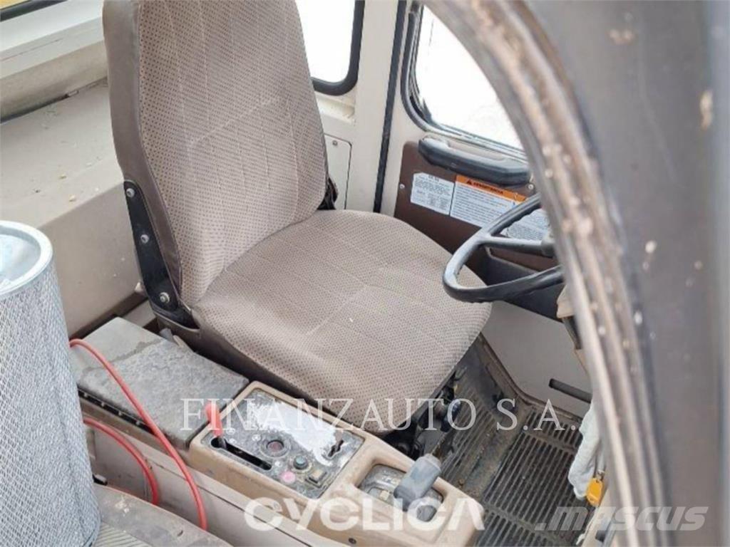 Komatsu HD785-5 ساحبات مفصلية