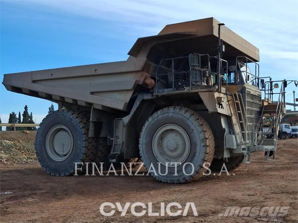 Komatsu HD785-7 ساحبات مفصلية