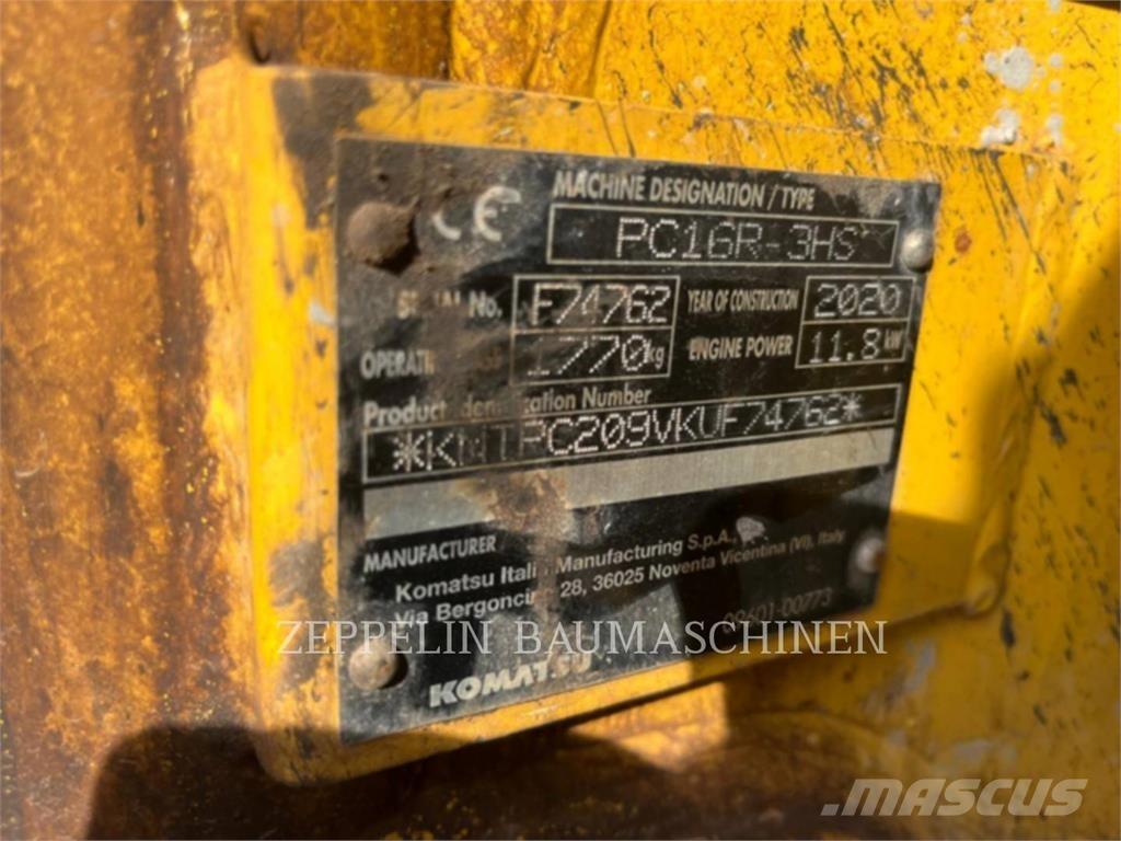 Komatsu PC16R حفارات زحافة
