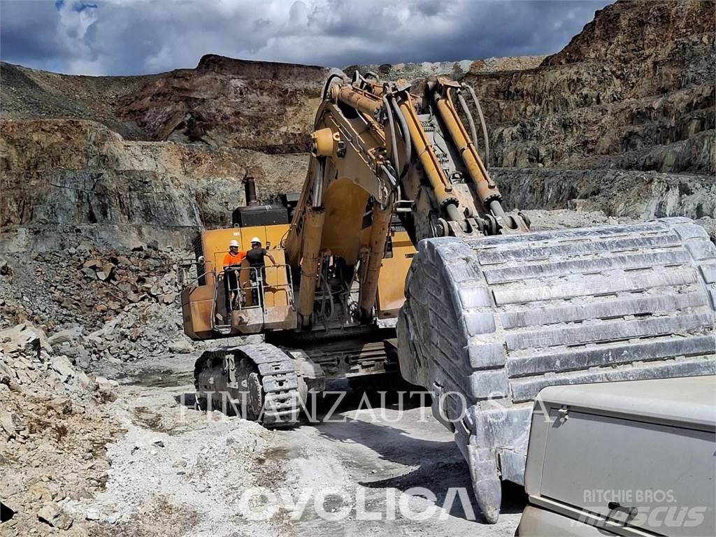 Komatsu PC2000-11 حفارات زحافة
