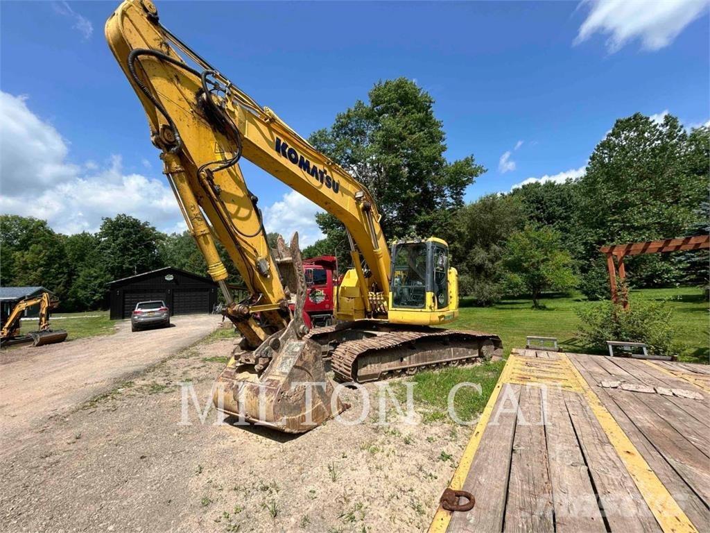 Komatsu PC228USLC-10 حفارات زحافة
