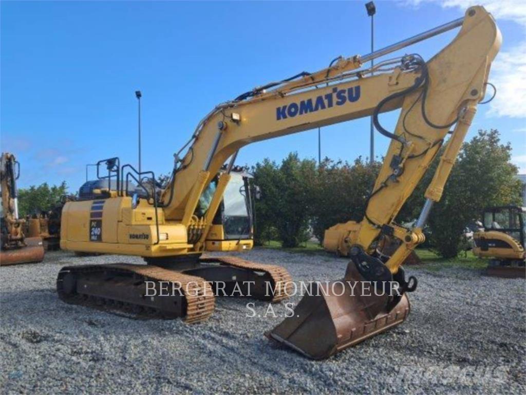 Komatsu PC240LC7 حفارات زحافة