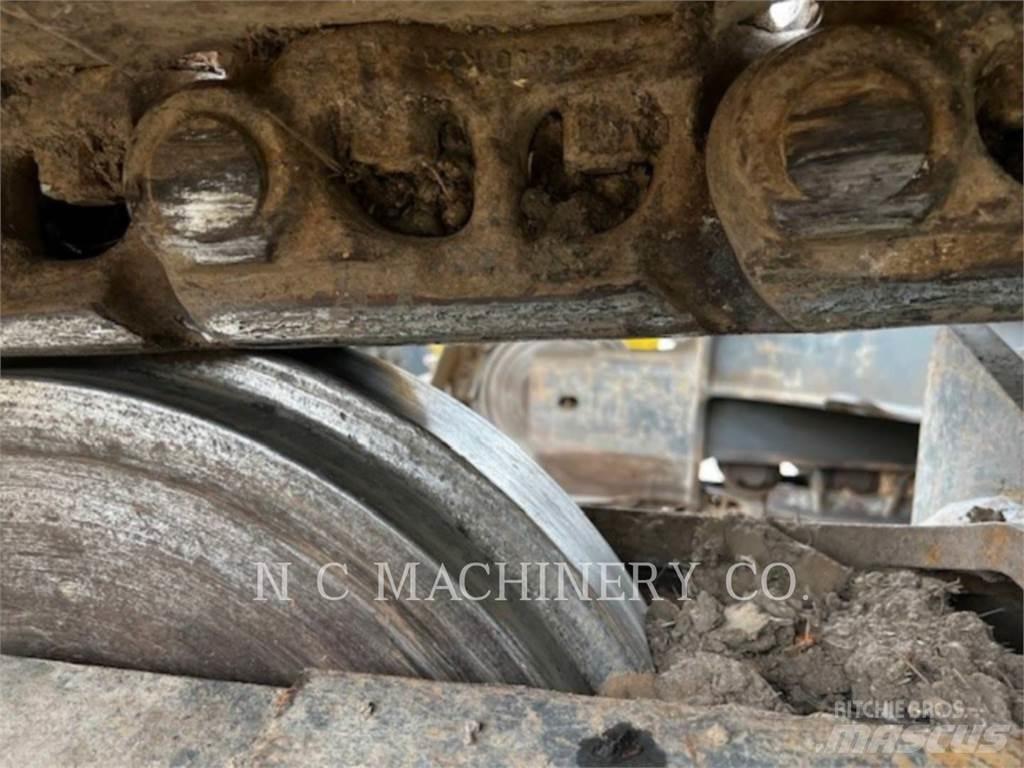 Komatsu PC290LC-10 حفارات زحافة