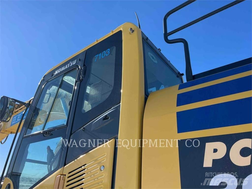 Komatsu PC390LC-11 حفارات زحافة
