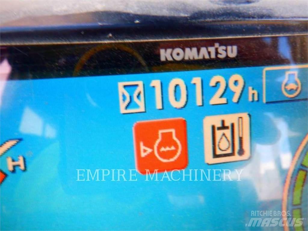 Komatsu PC400LC-8 حفارات زحافة