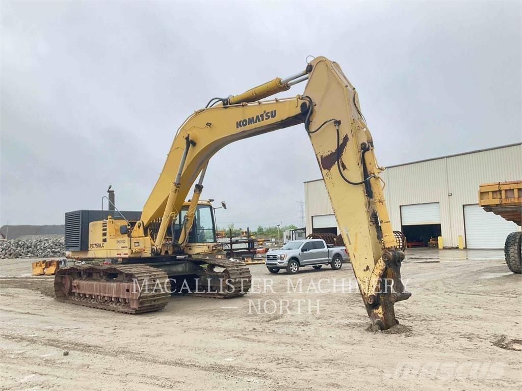 Komatsu PC750 حفارات زحافة