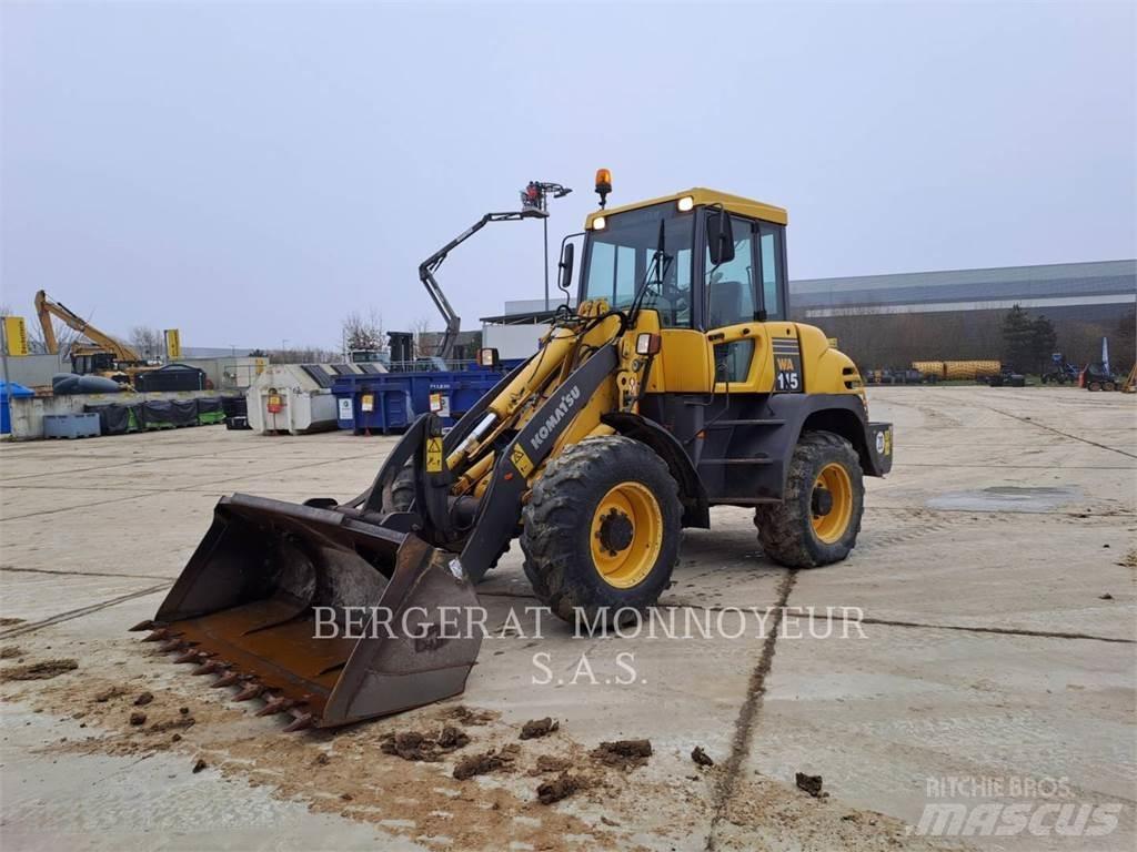 Komatsu WA115 لوادر بعجل