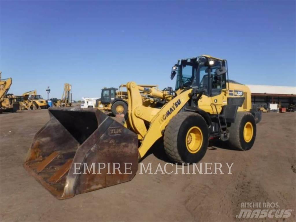 Komatsu WA320-8 لوادر بعجل