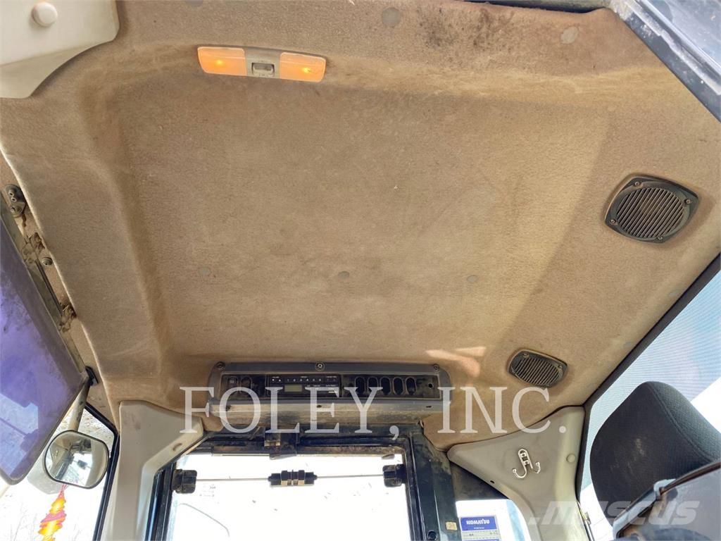 Komatsu WA470-8 لوادر بعجل