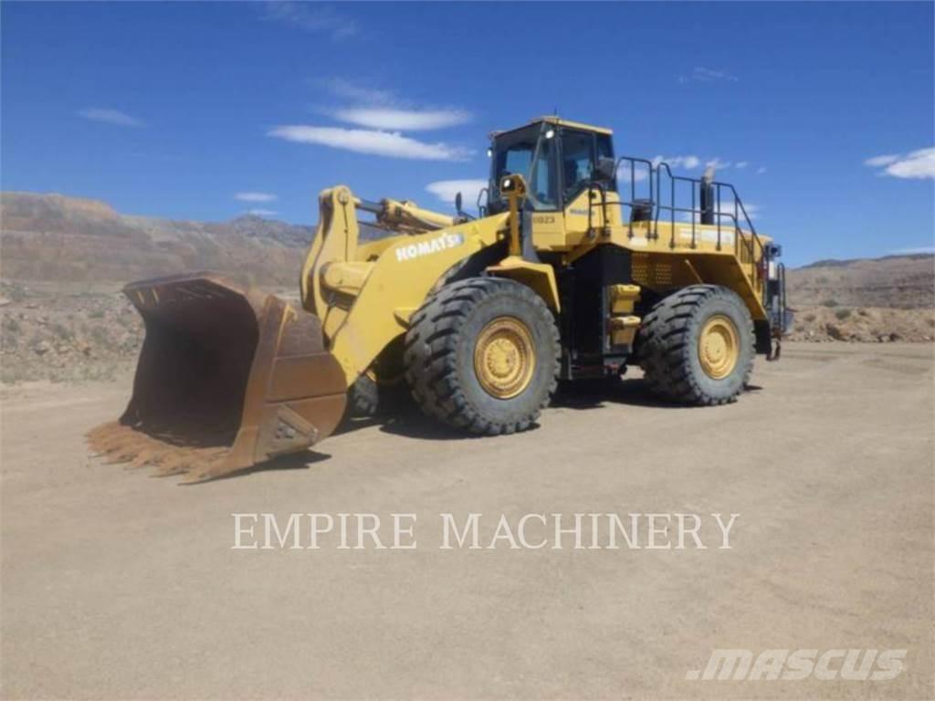 Komatsu WA600-6 لوادر بعجل