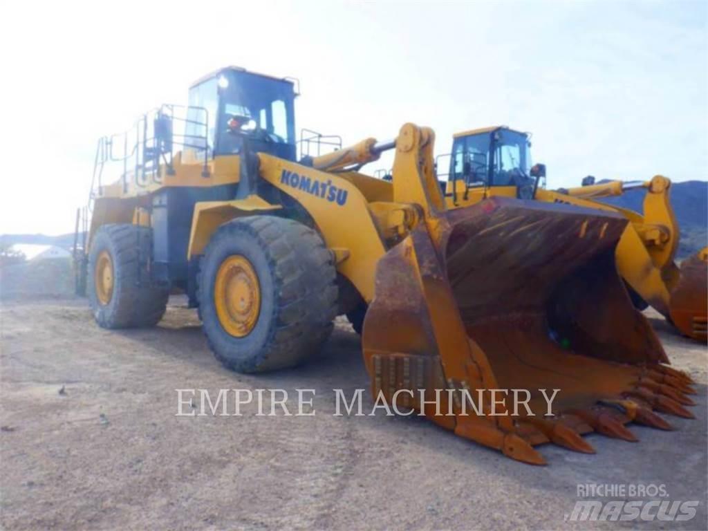 Komatsu WA600-8 لوادر بعجل