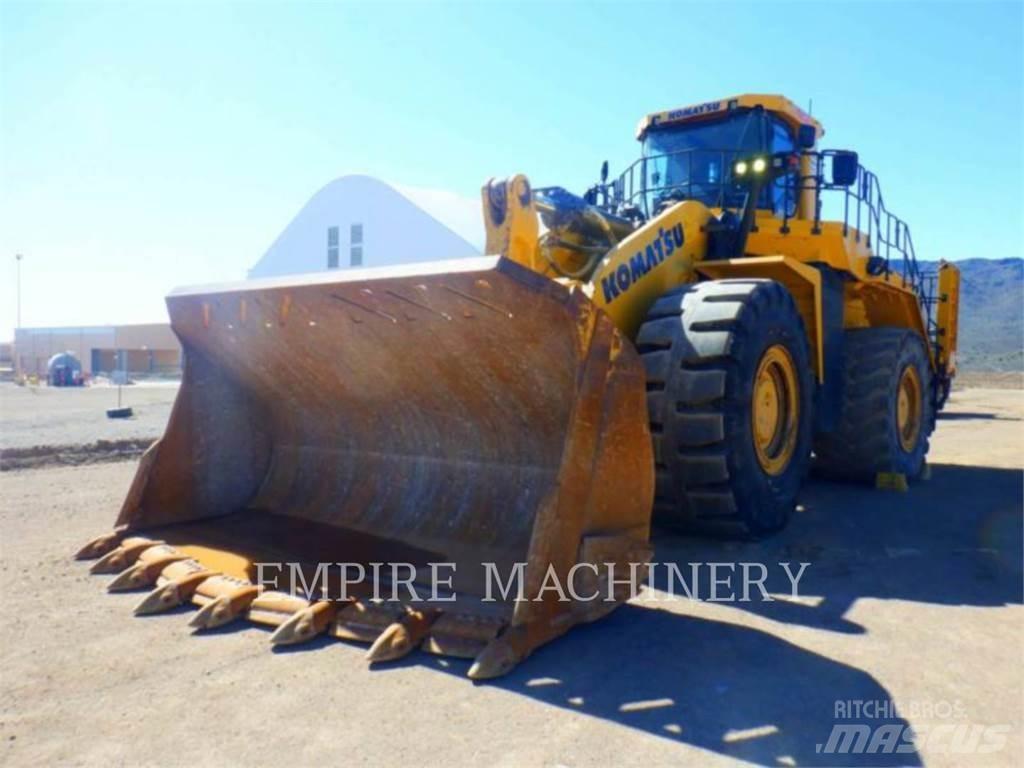 Komatsu WA900-8 لوادر بعجل