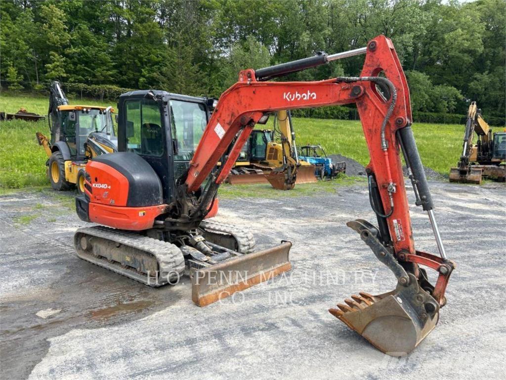 Kubota KX040 حفارات زحافة