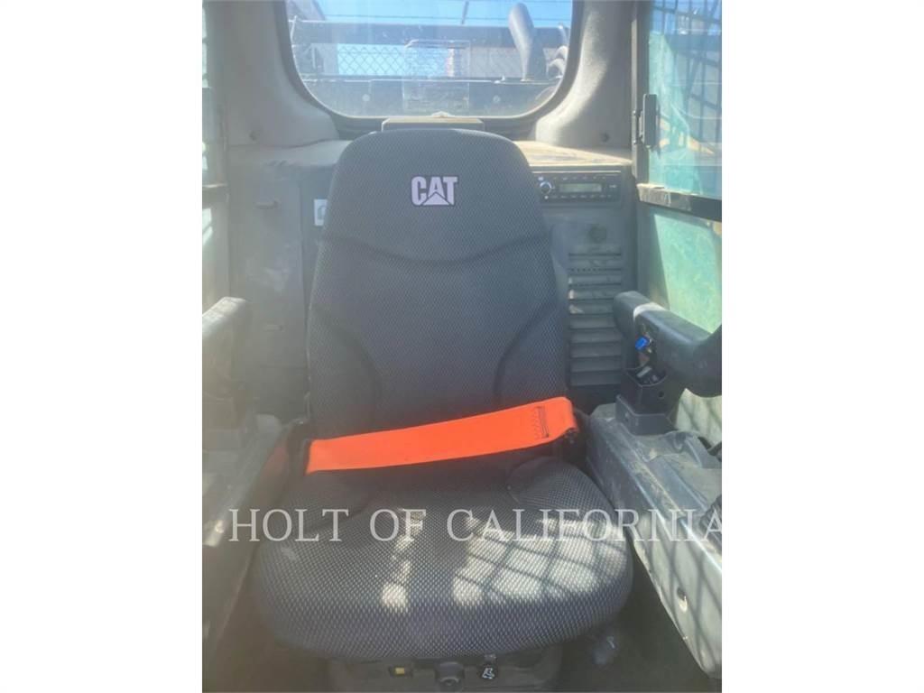 Kubota RTVX900G-H عربات الجولف