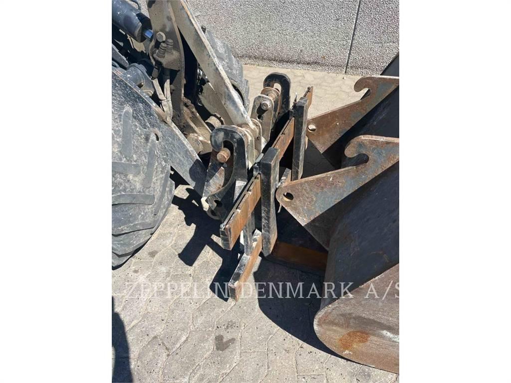 Kubota RY260-2 لوادر بعجل