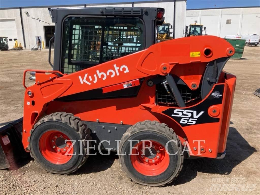 Kubota SSV65 لوادر انزلاقية التوجيه