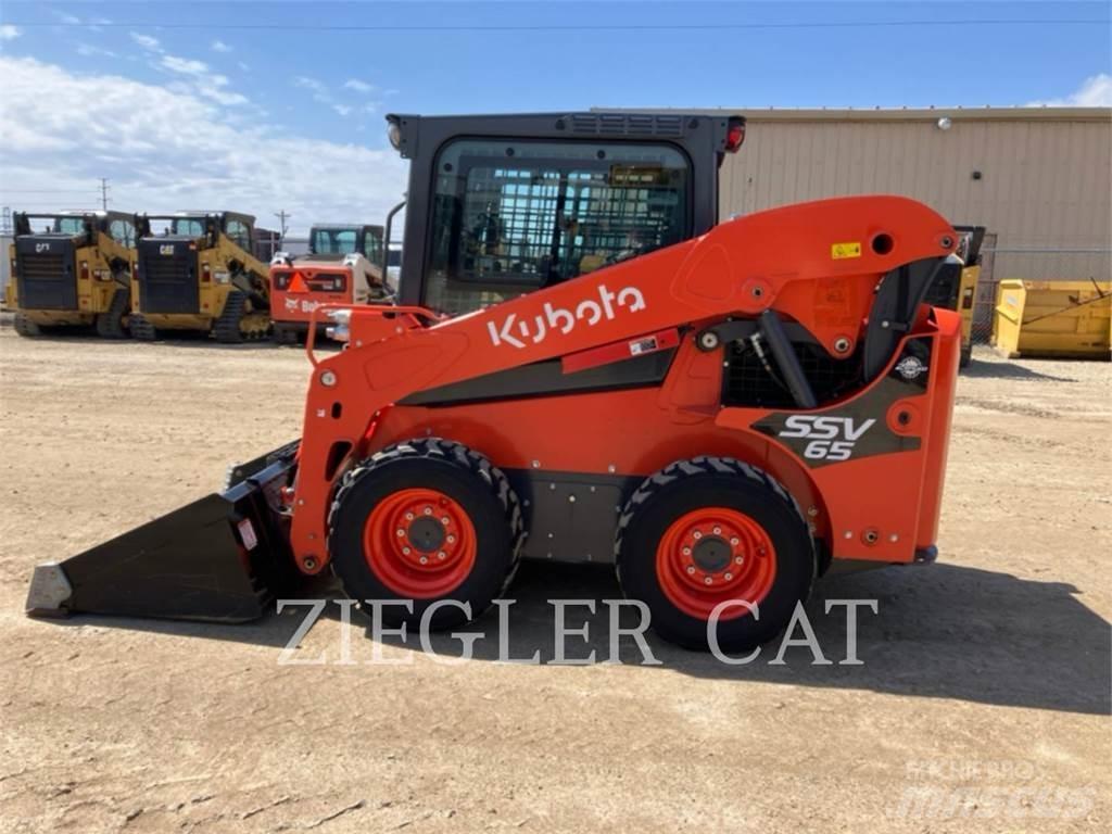 Kubota SSV65 لوادر انزلاقية التوجيه