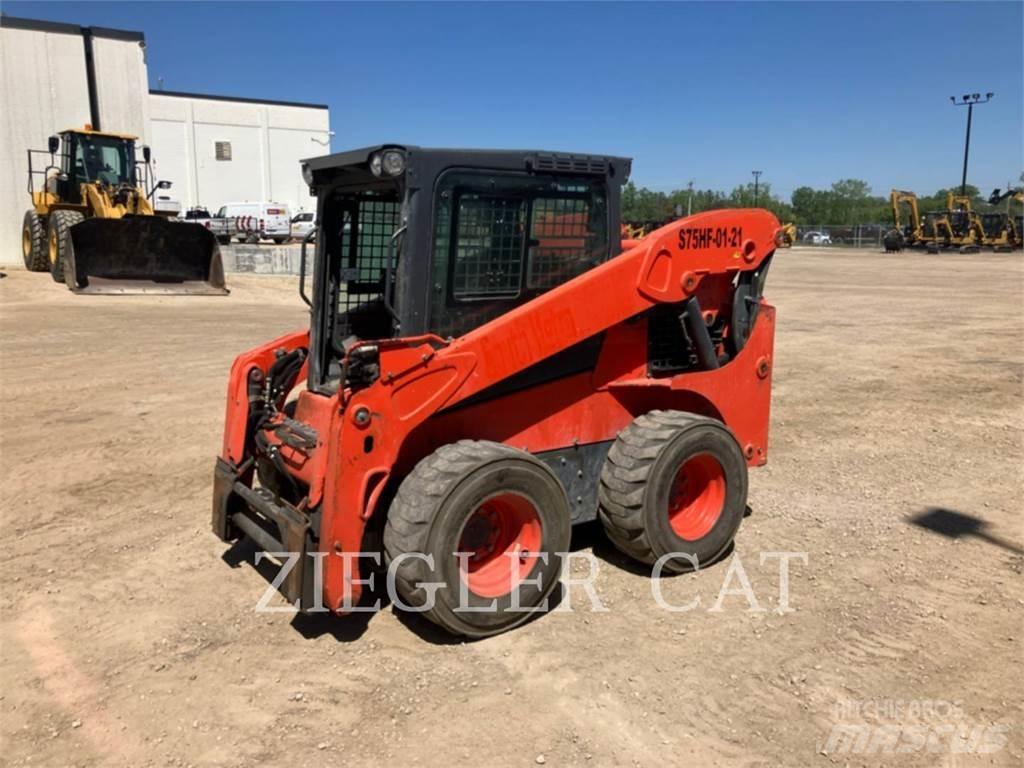 Kubota SSV75 لوادر انزلاقية التوجيه