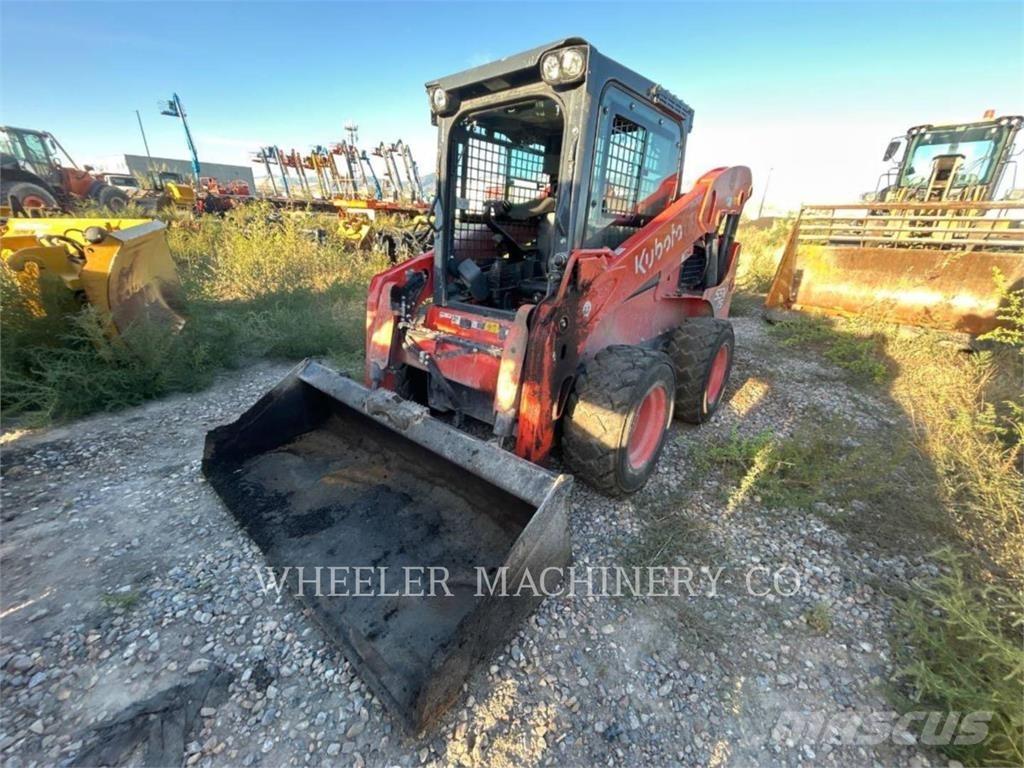 Kubota SSV75 لوادر انزلاقية التوجيه