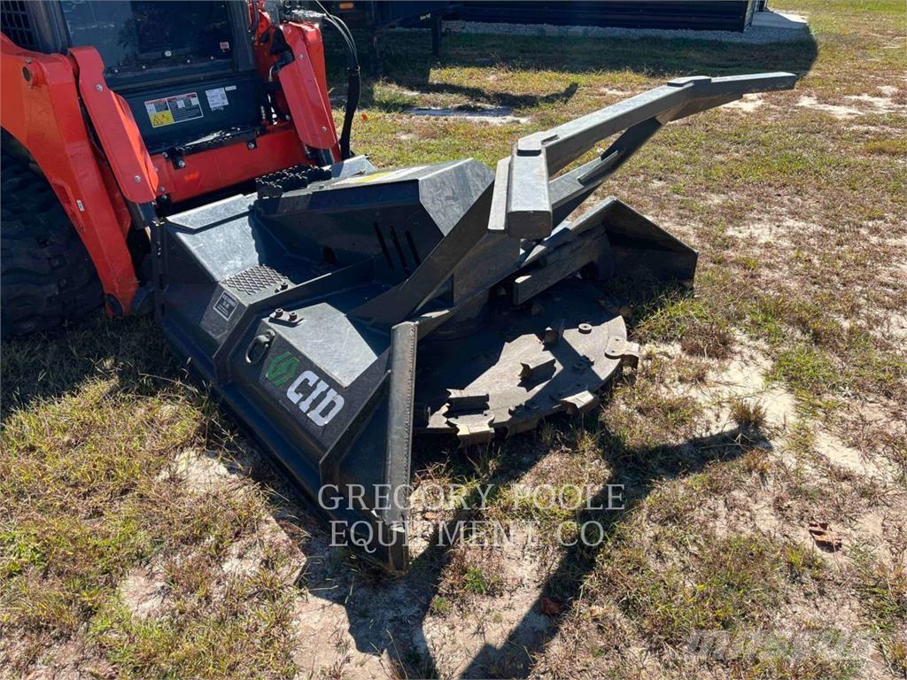 Kubota SVL 97-2 لوادر زحافة