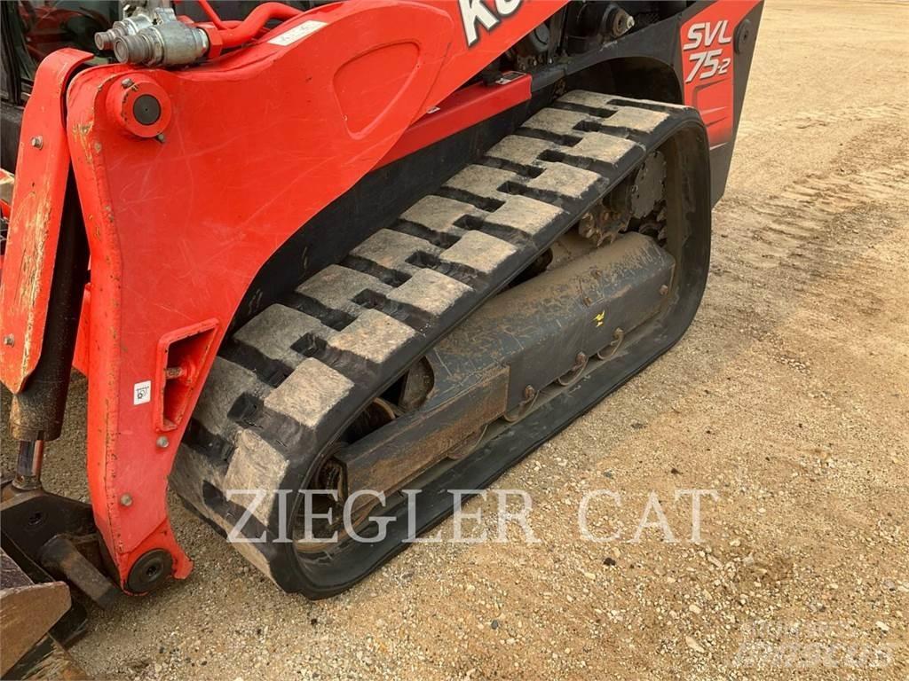 Kubota SVL75 لوادر زحافة