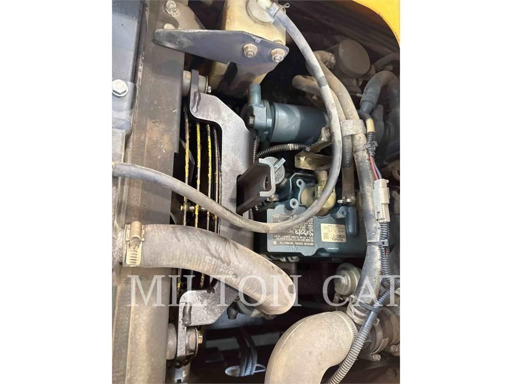  LEGEND 8500D معدات السفلتة