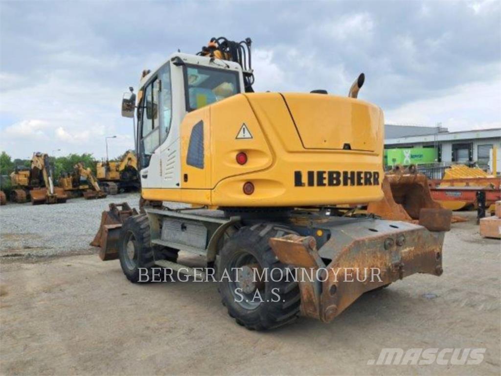 Liebherr A914 حفارات بعجل