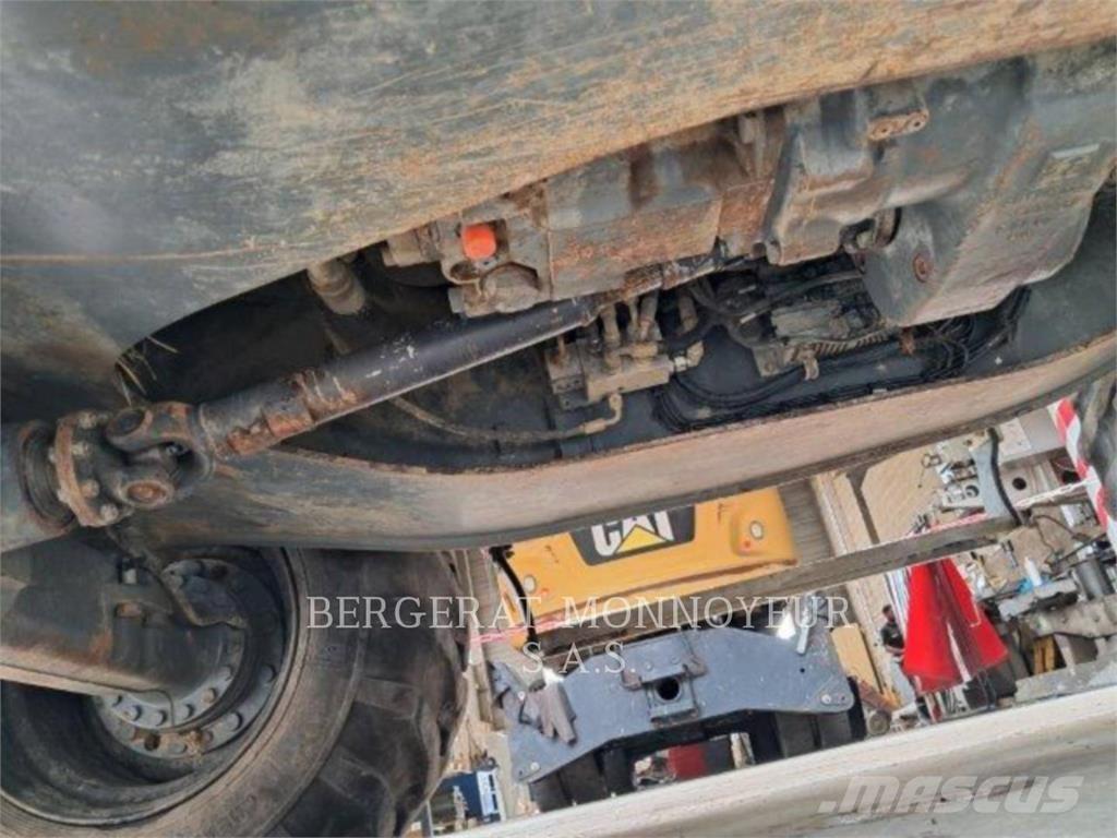 Liebherr A914 حفارات بعجل