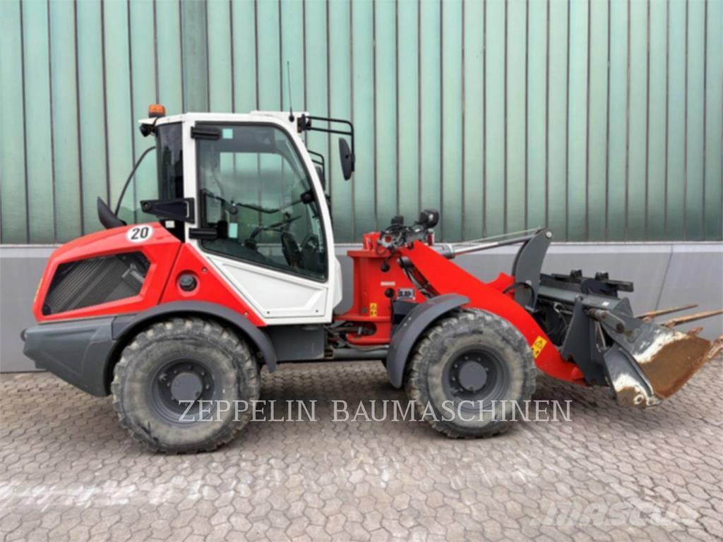 Liebherr L506 لوادر بعجل