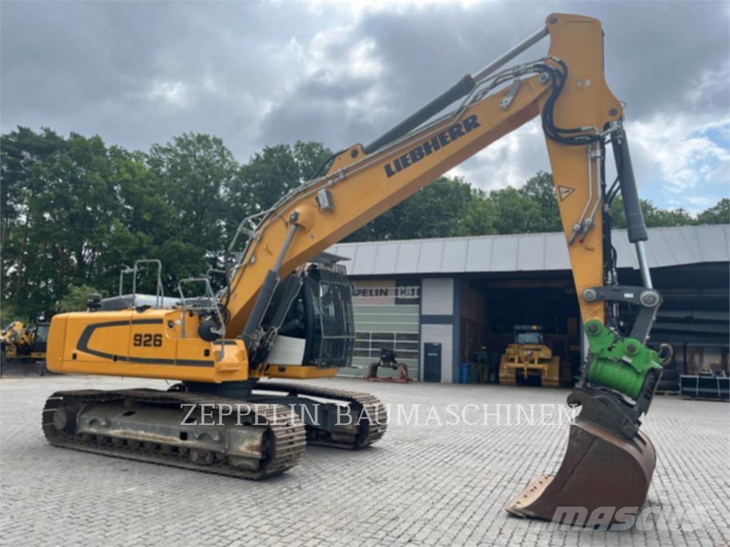 Liebherr R926 حفارات زحافة