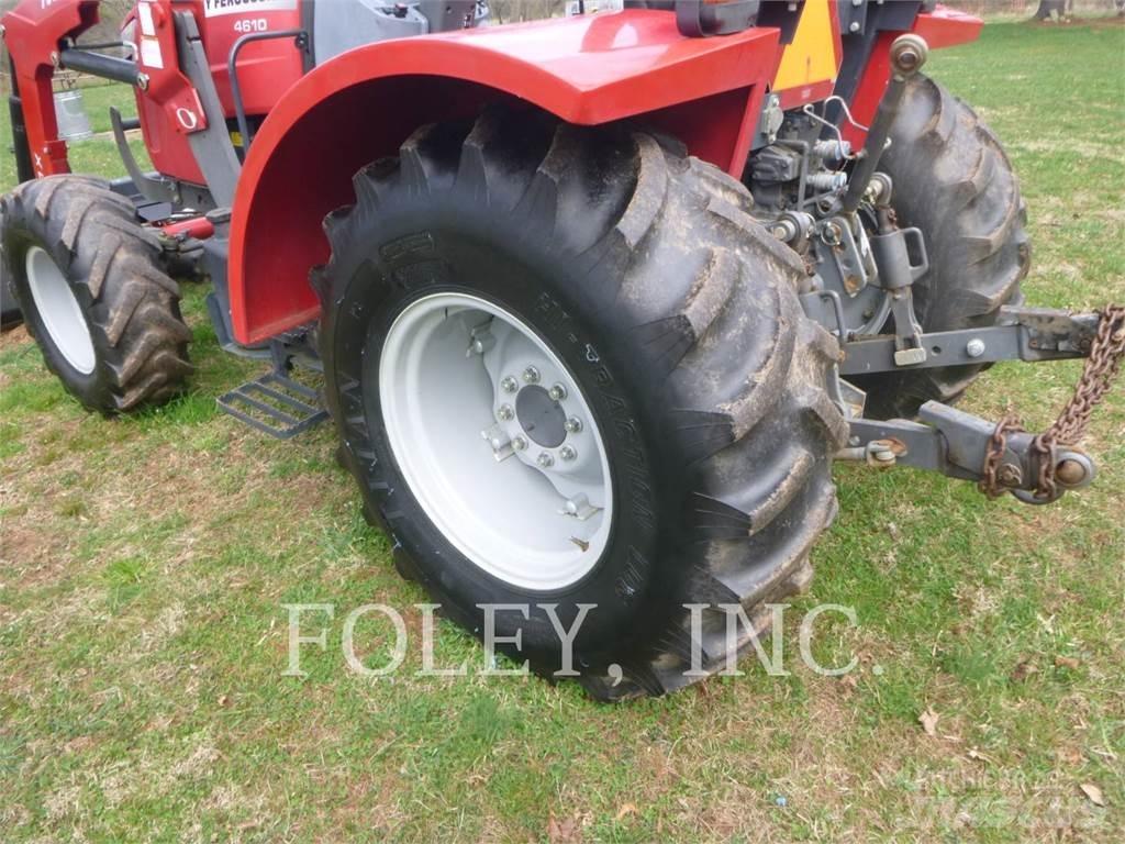 Massey Ferguson 4610 لوادر ذات جرافات عكسية