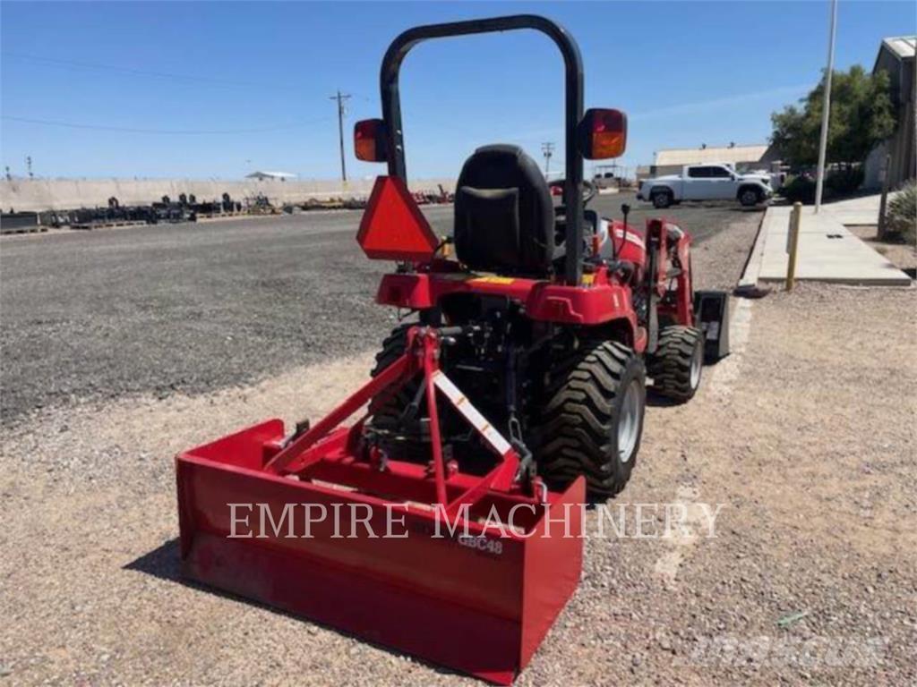 Massey Ferguson GC1723E الجرارات