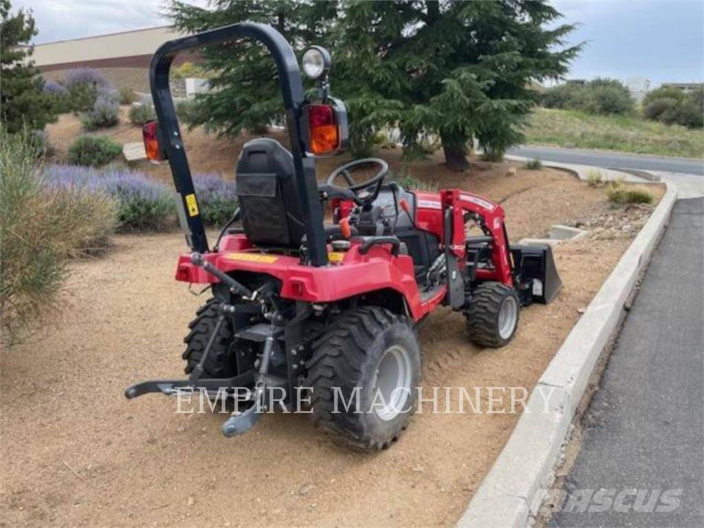 Massey Ferguson GC1725M الجرارات