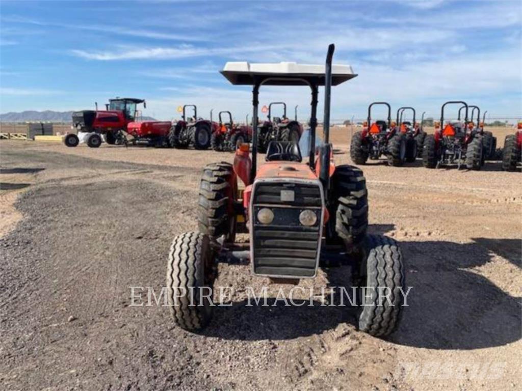 Massey Ferguson MF263 الجرارات
