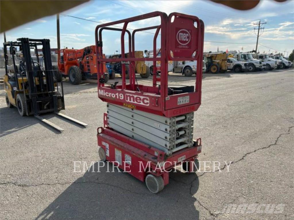 MEC MICRO 19 رافعات سلة مفصلية